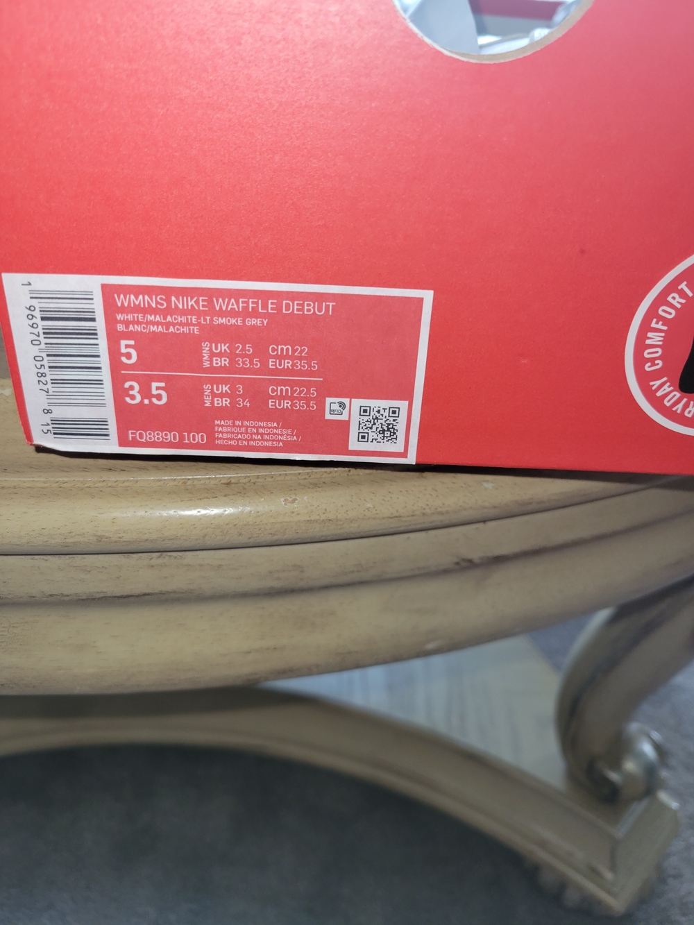 WMNS Nike Waffle Debut Shoe Box - Red/White Label